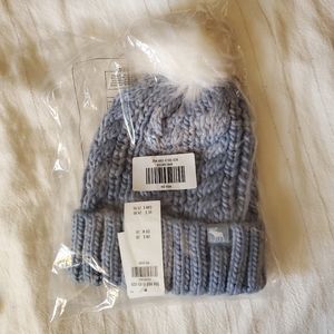 NWT Girls Abercrombie cable knit pom beanie blue